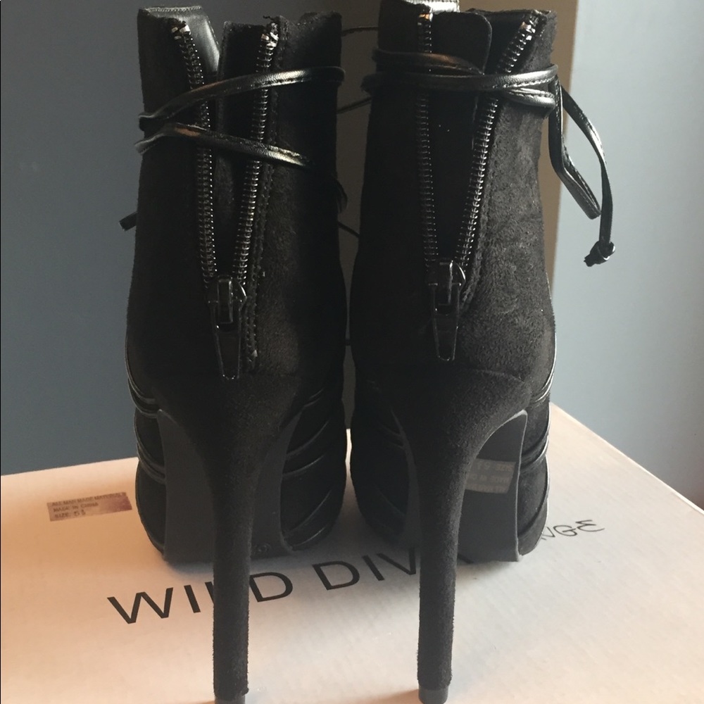 Black booties - Picture 3 of 4